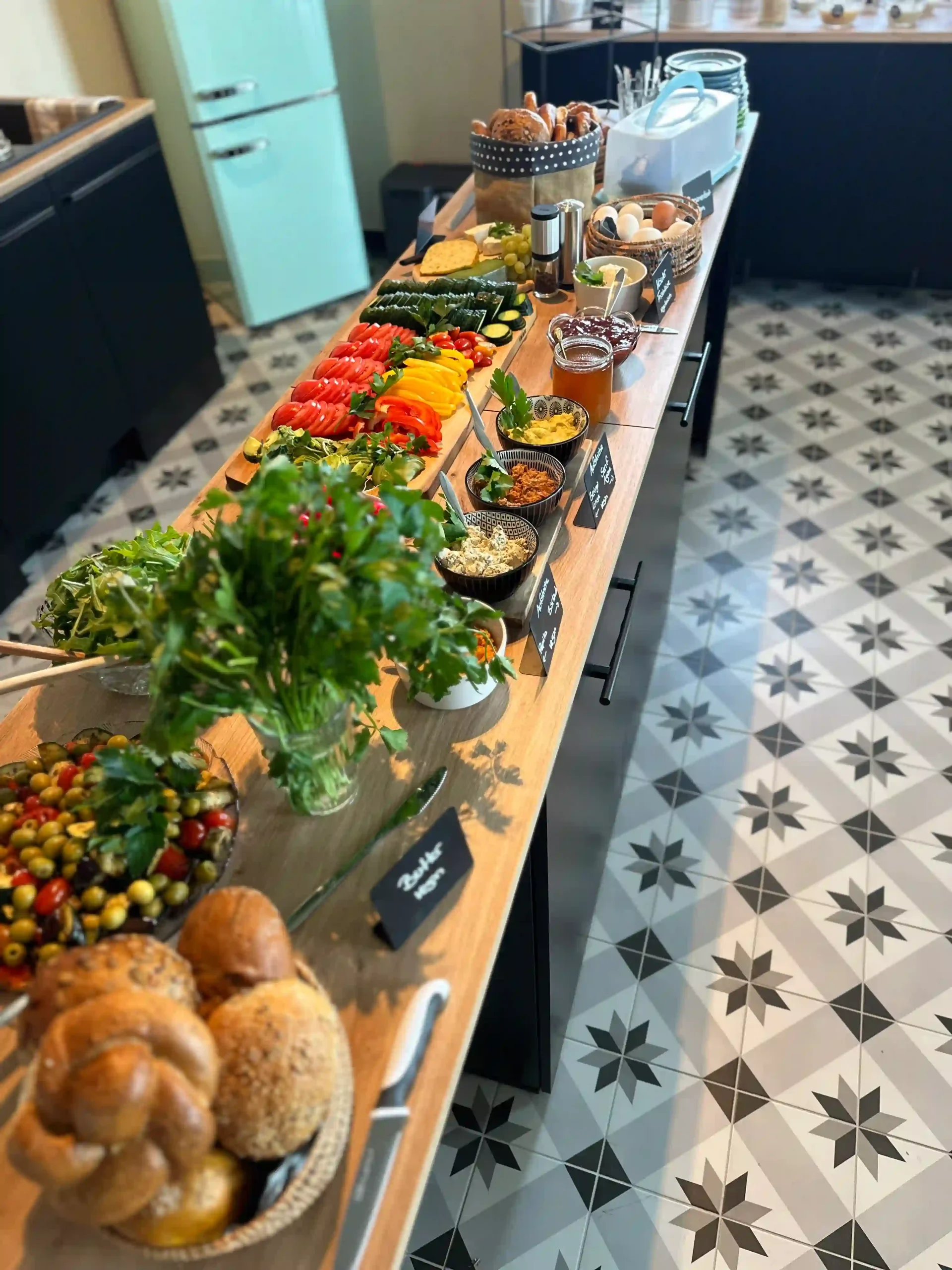 Das Buffet, welches bei Events wie Yoga und Brunch im Your Golden Leaf angeboten wird.